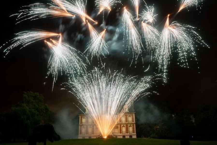 Spectacle pyrotechnique